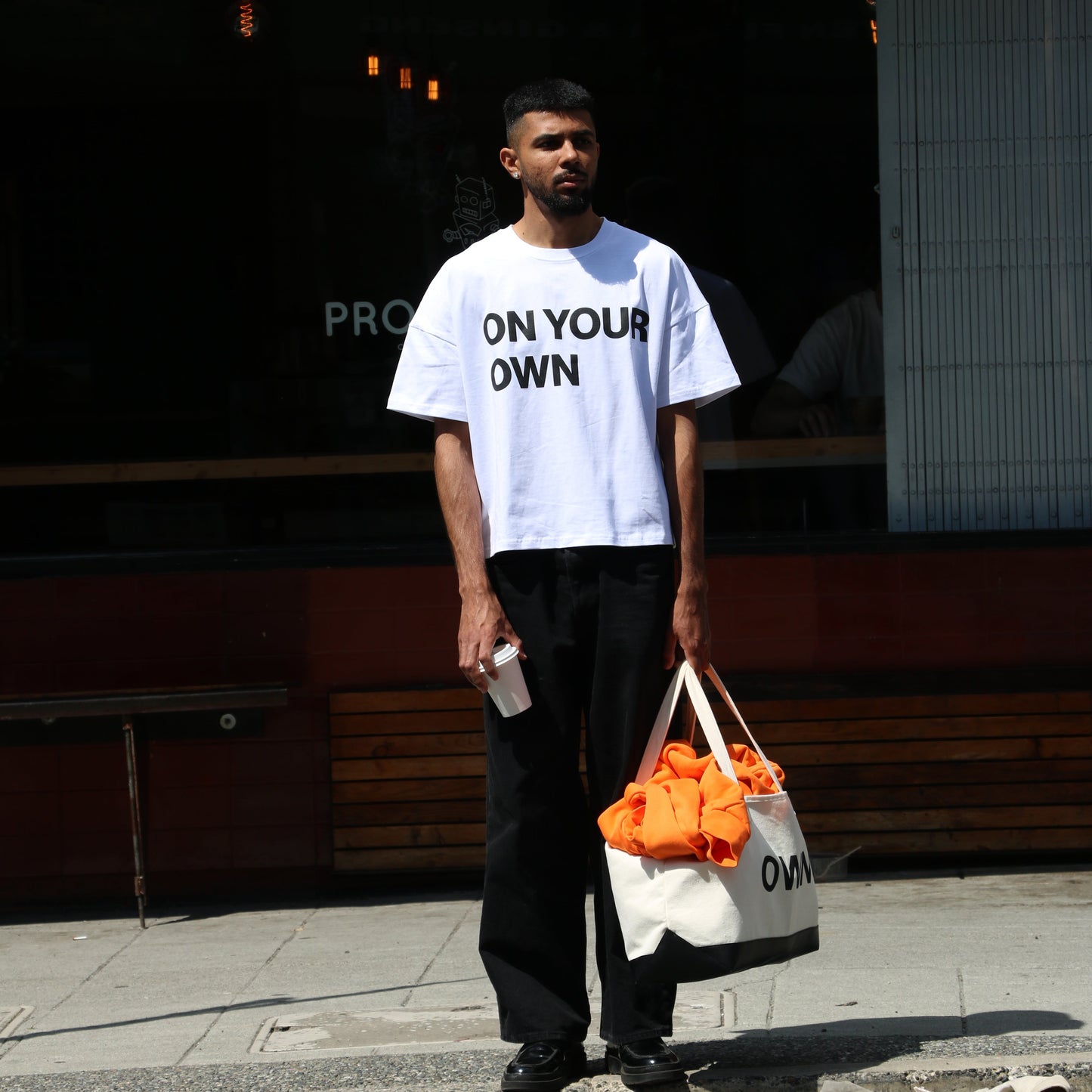 SIGNATURE TEE