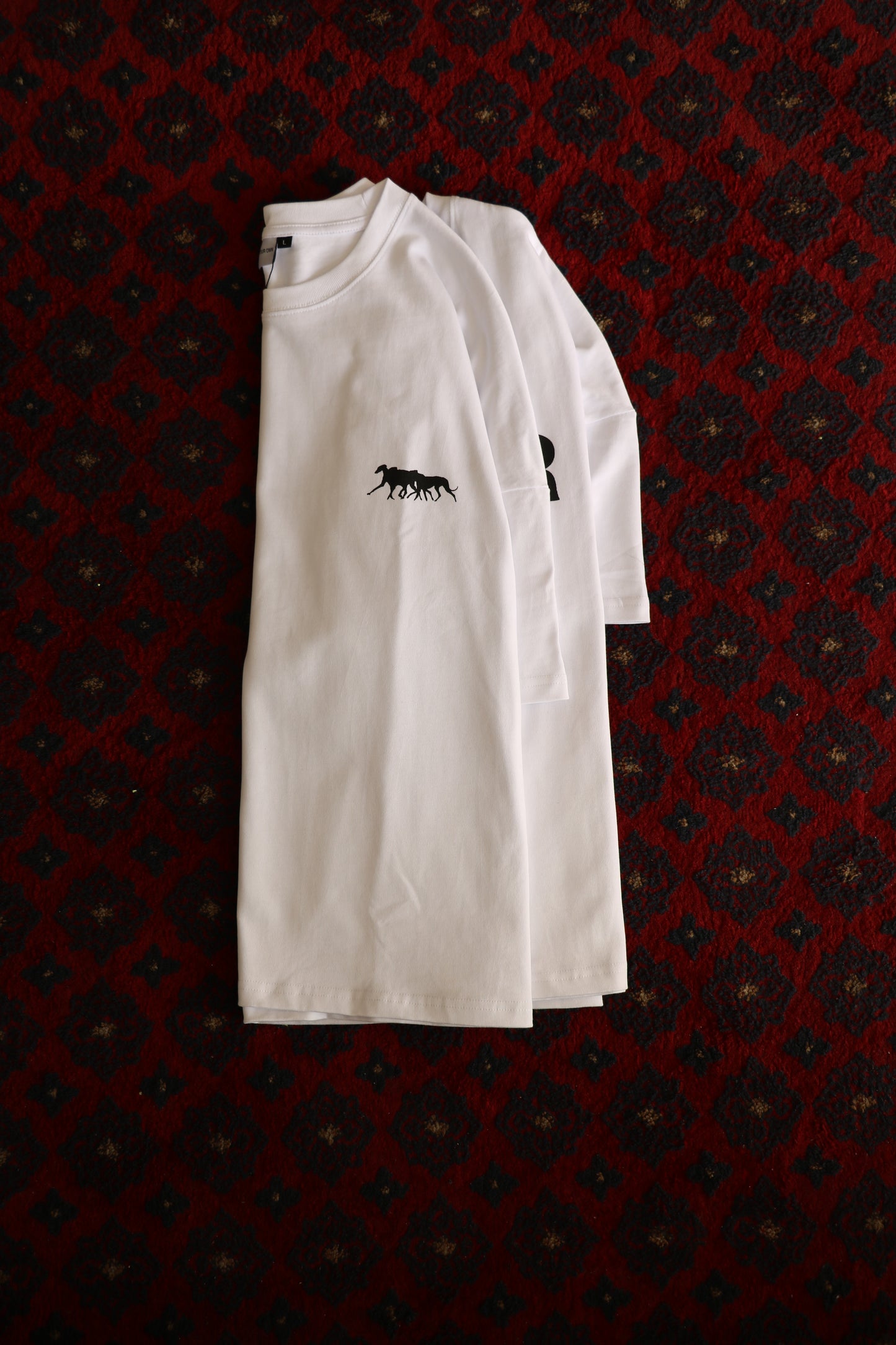 SIGNATURE TEE